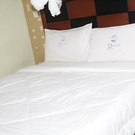 Rwizi View Hotel Mbarara ภายนอก รูปภาพ