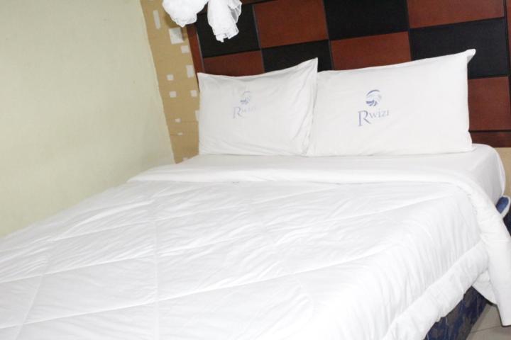 Rwizi View Hotel Mbarara ภายนอก รูปภาพ